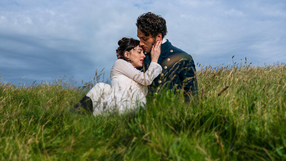 Ai thích Jane Austen thì giơ tay?