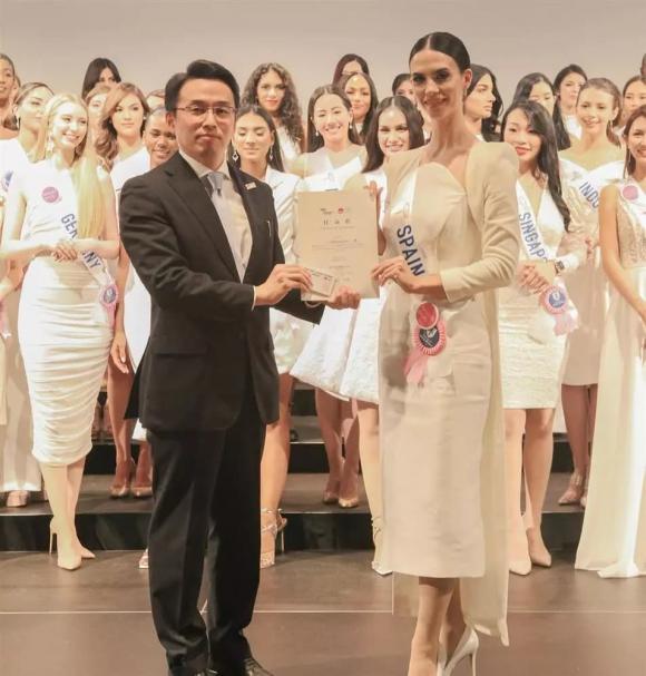 Phương Anh trượt giải phụ đầu tiên của Hoa hậu Quốc tế 2022, netizen vui mừng phấn khích vì lý do này
