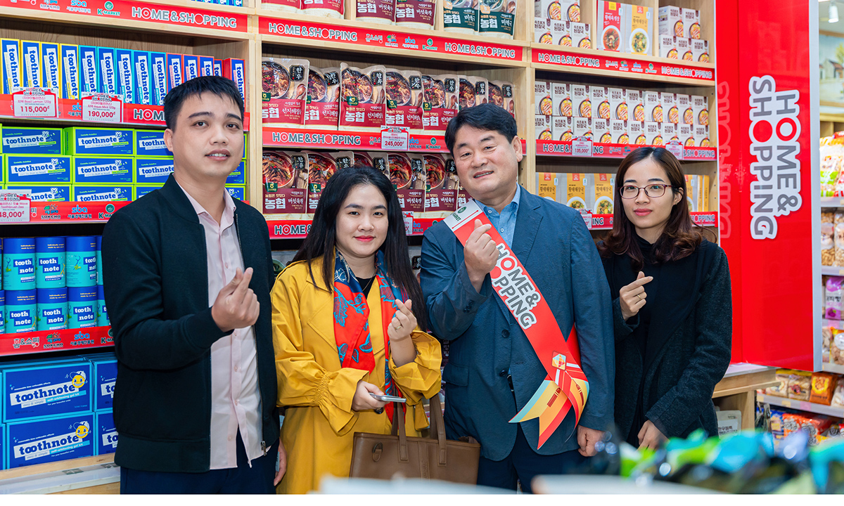 K-Market chính thức hợp tác với Kênh mua sắm trực tiếp tại nhà Home&shopping của Hàn Quốc.